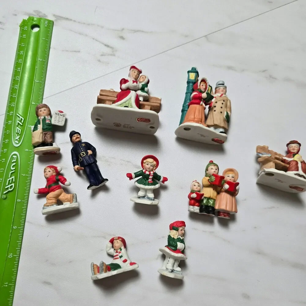 1991 1987 Lot of 10 Lefton Colonial Village Christmas Figurines